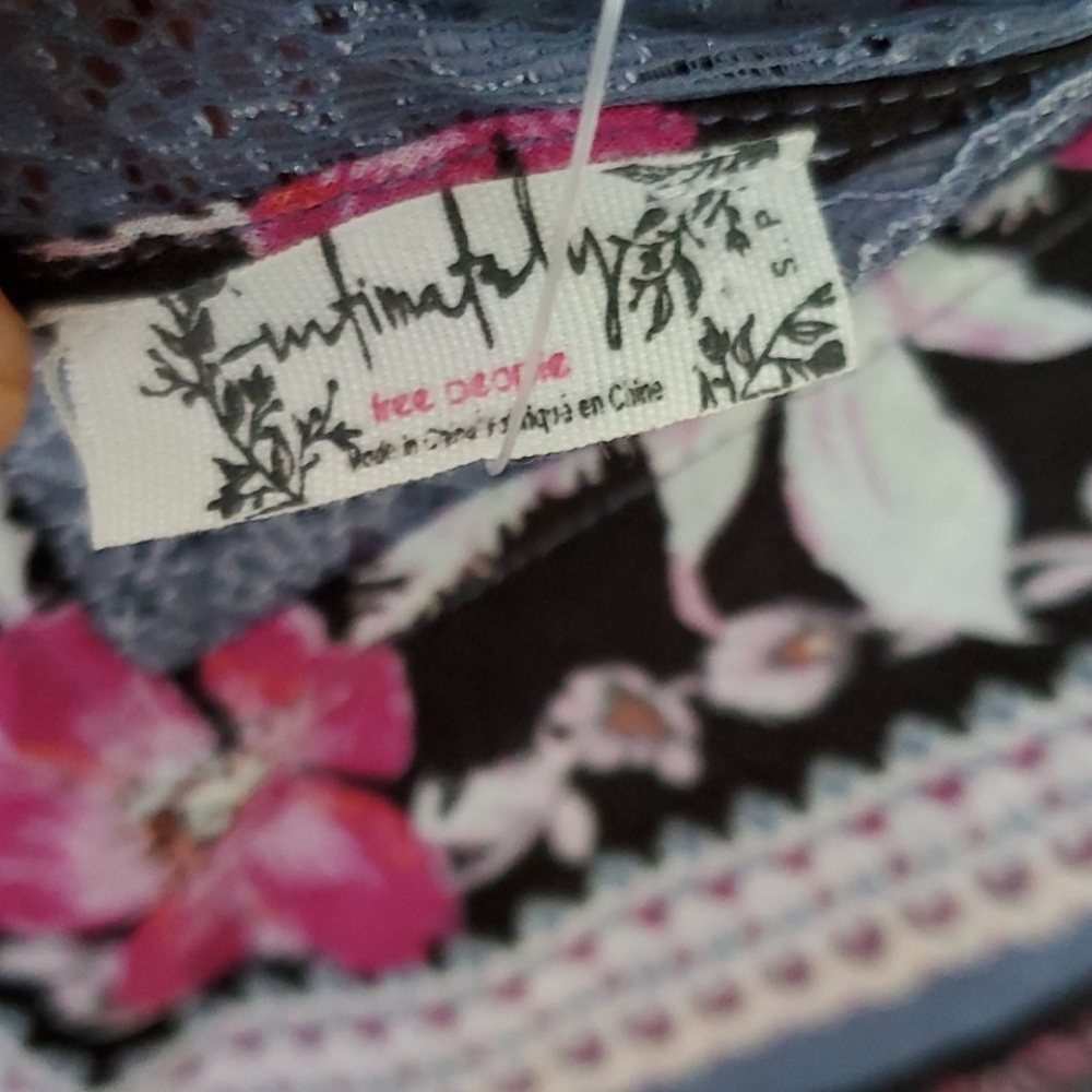 Free People Intimately Stevie Lace Trim Nightgown size small - Picture 7 of 11